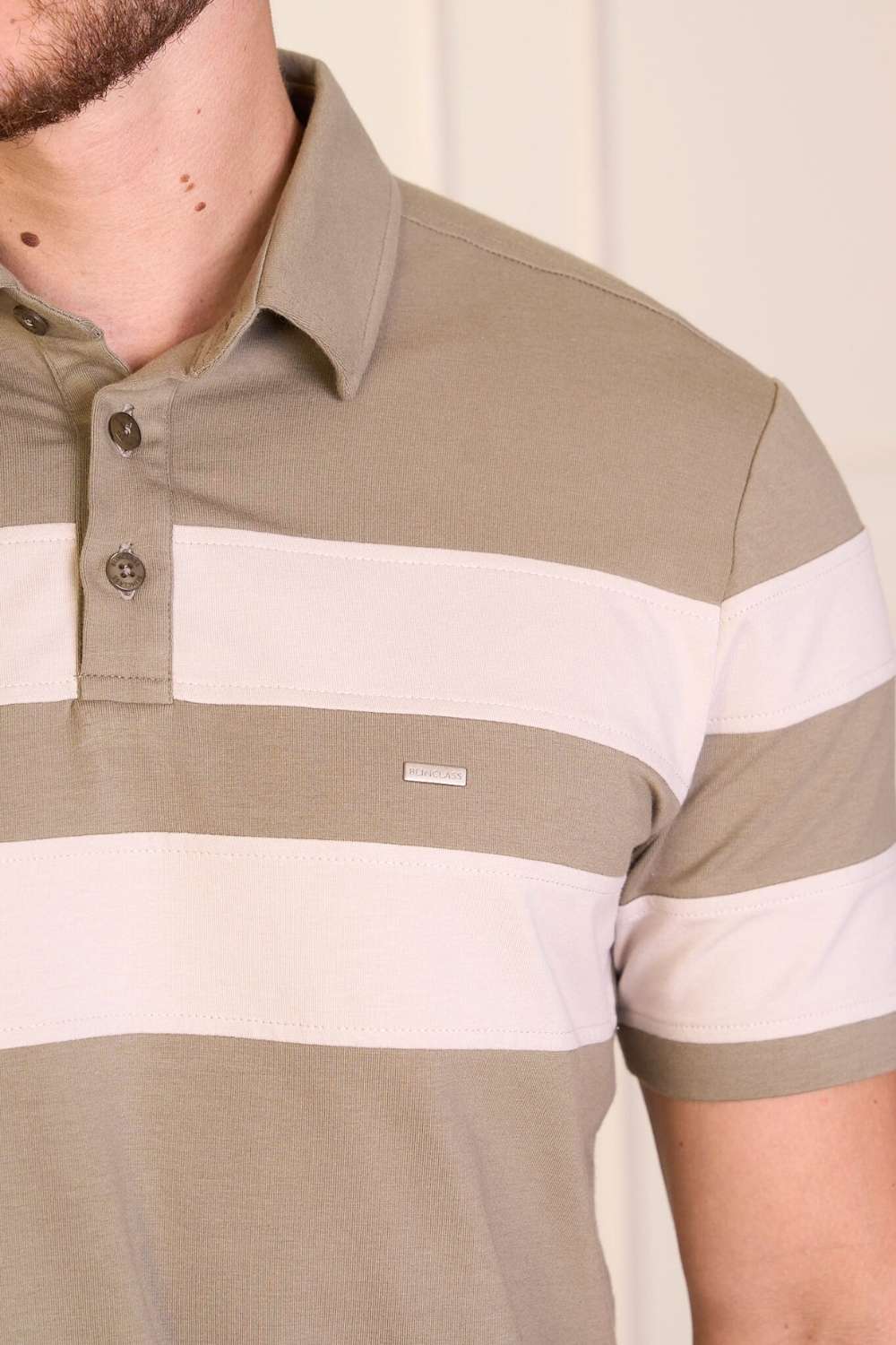 POLO COM RECORTE - 7700842