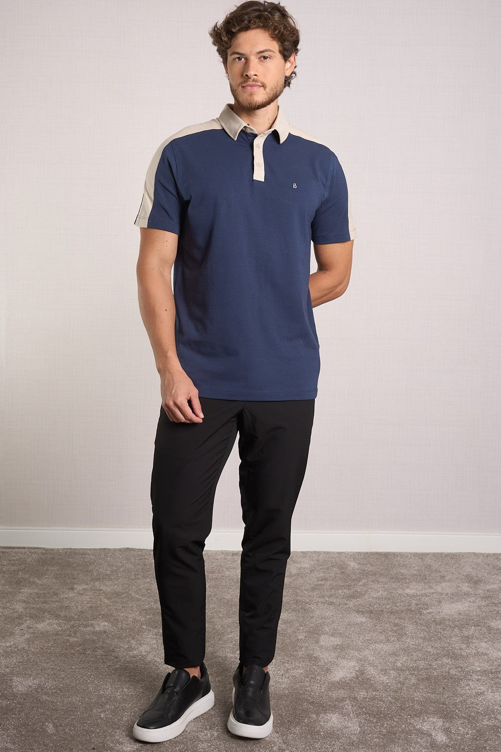 POLO EM COTTON COM RECORTES - 7701040