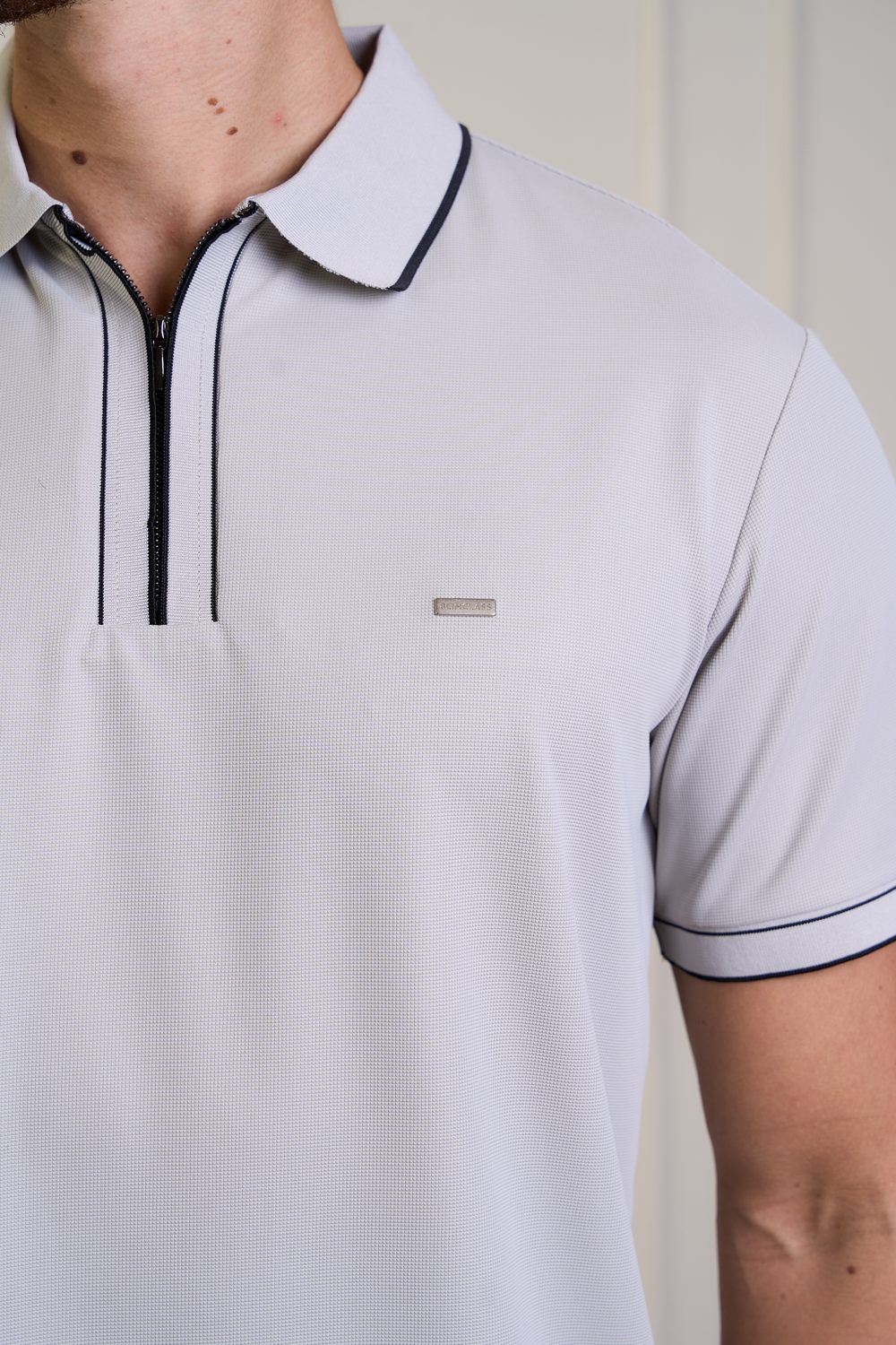 POLO COM ZIPER TECH-7701044