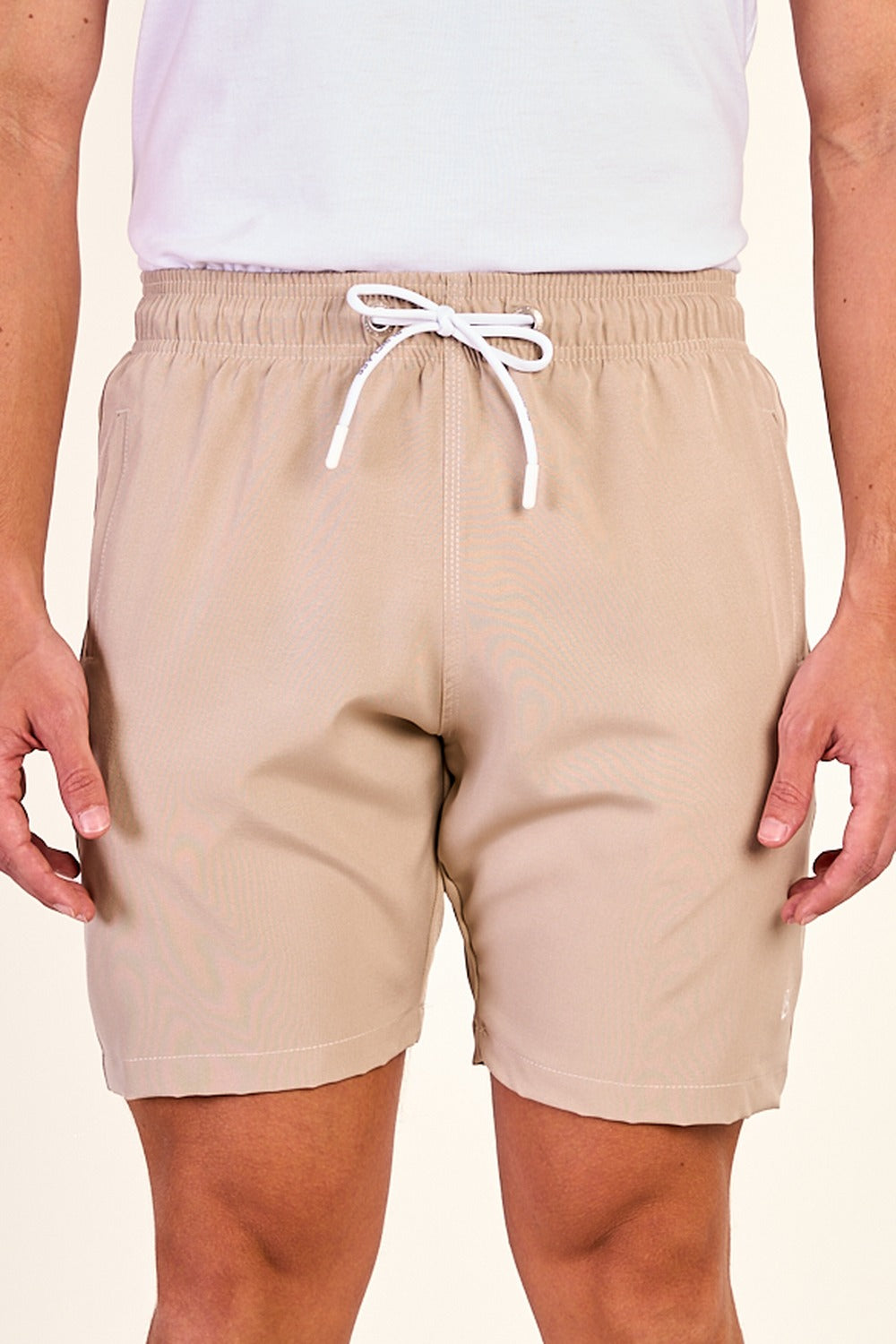 SHORT SUMMER COM VIVO TRASEIRO