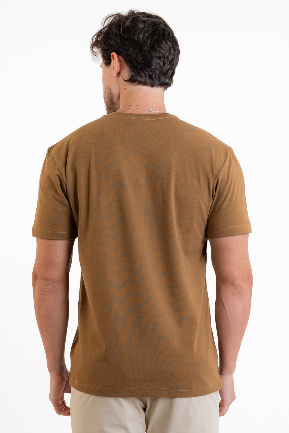 CAMISETA EM COTTON COM RECORTE