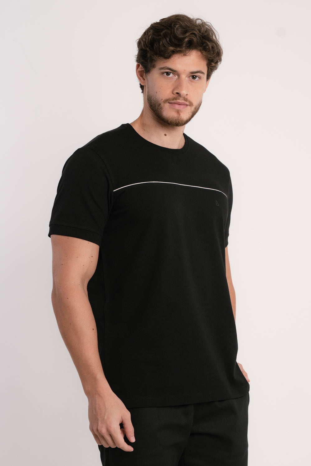 CAMISETA EM COTTON COM FRISO - 2301975