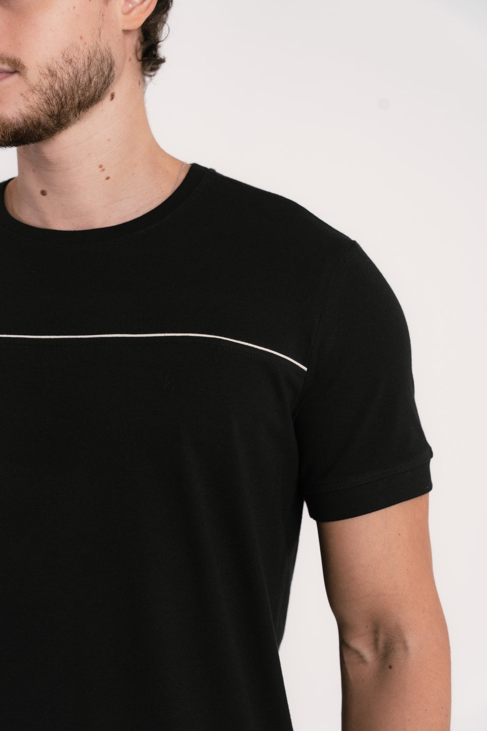 CAMISETA EM COTTON COM FRISO - 2301975