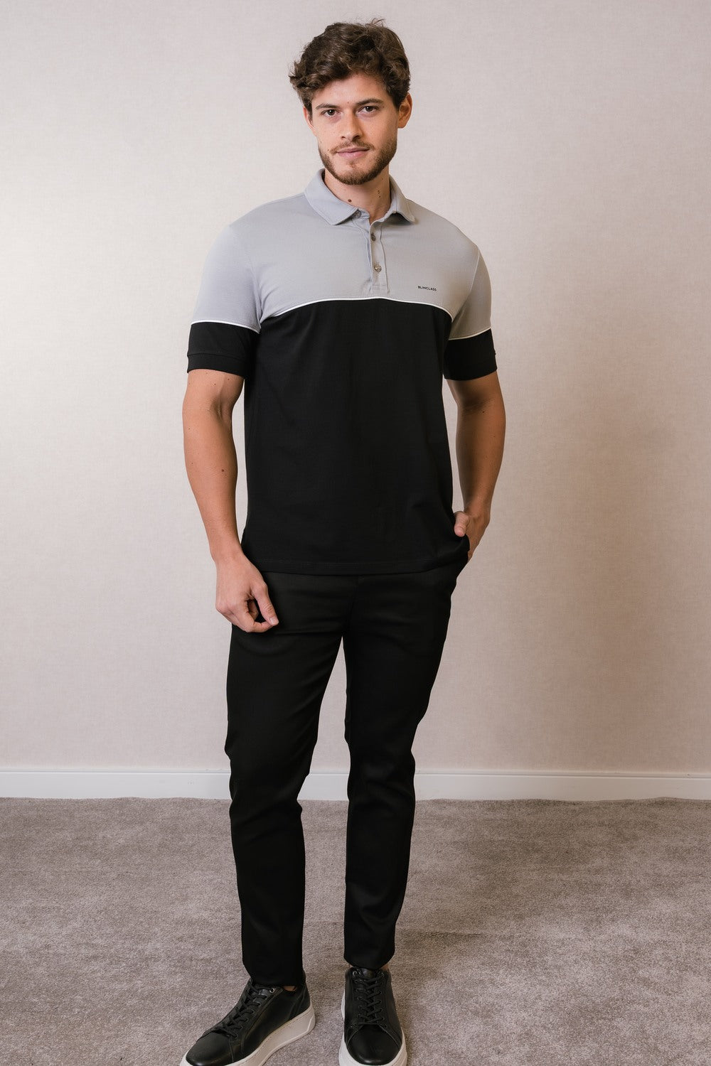 POLO EM COTTON COM RECORTE