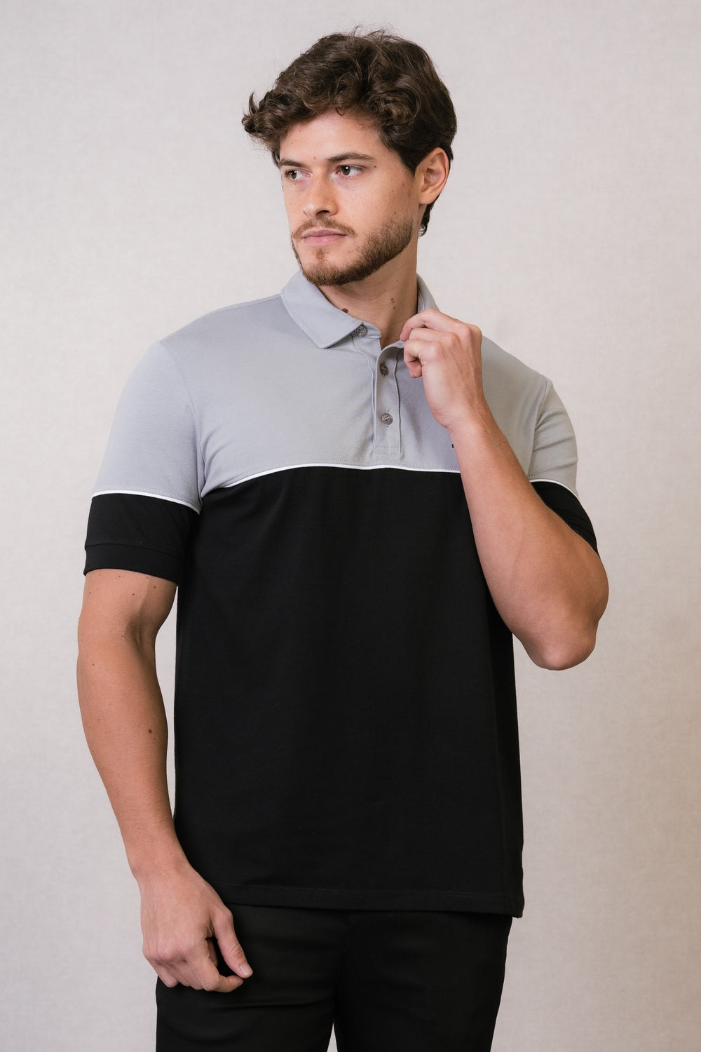 POLO EM COTTON COM RECORTE