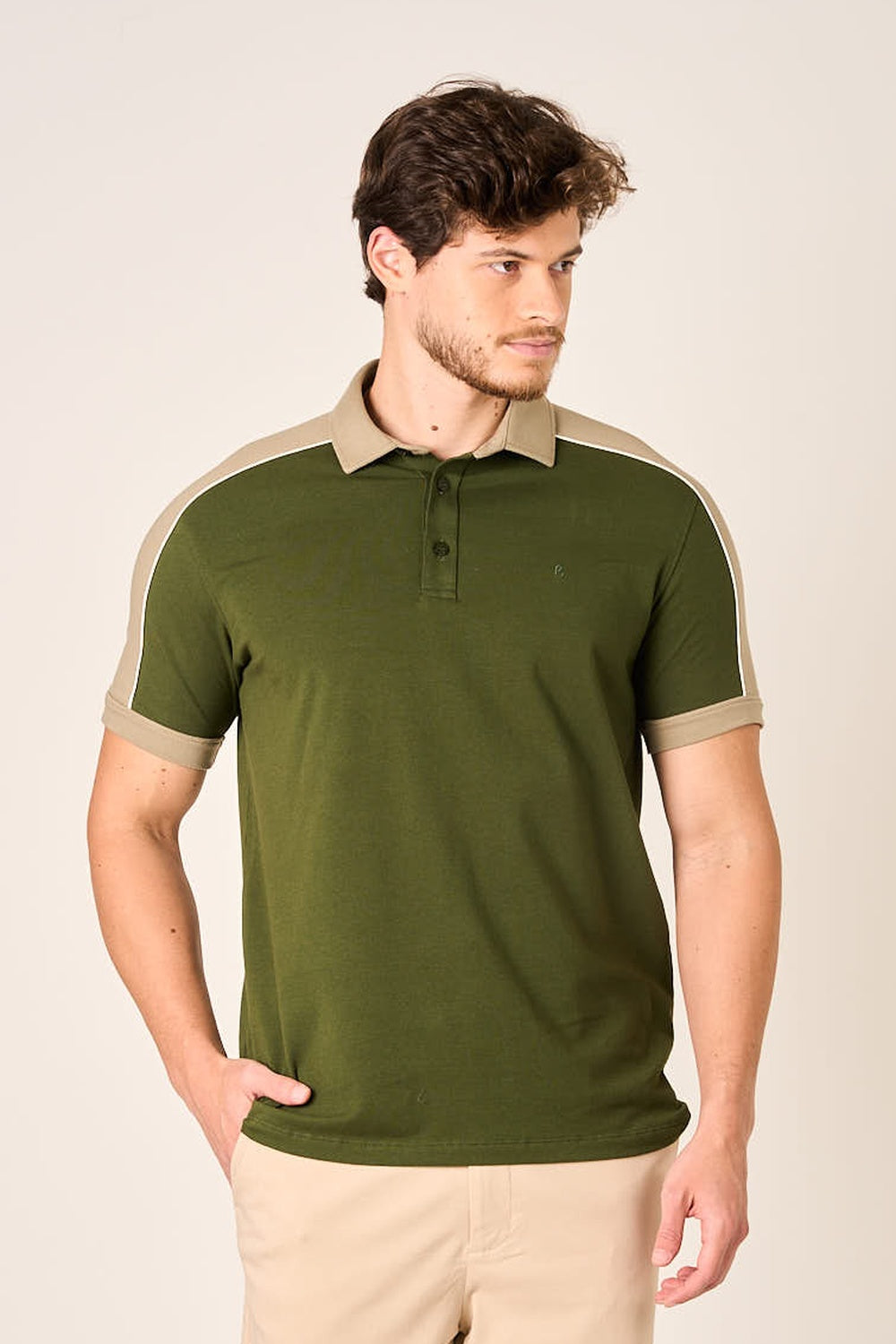 POLO COM RECORTE E ELASTANO - 7701115