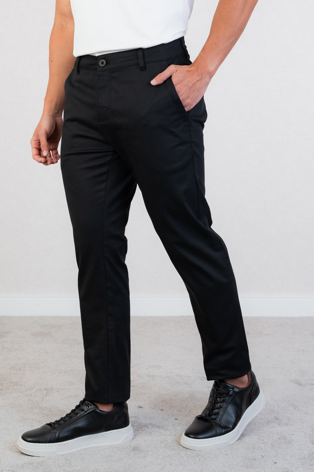 CALÇA CHINO COM ELASTANO