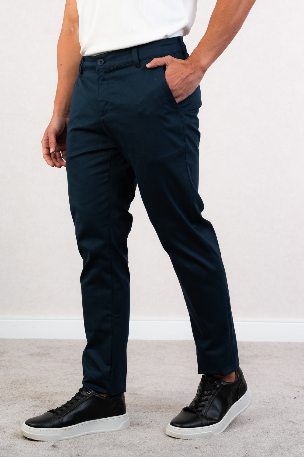 CALÇA CHINO COM ELASTANO