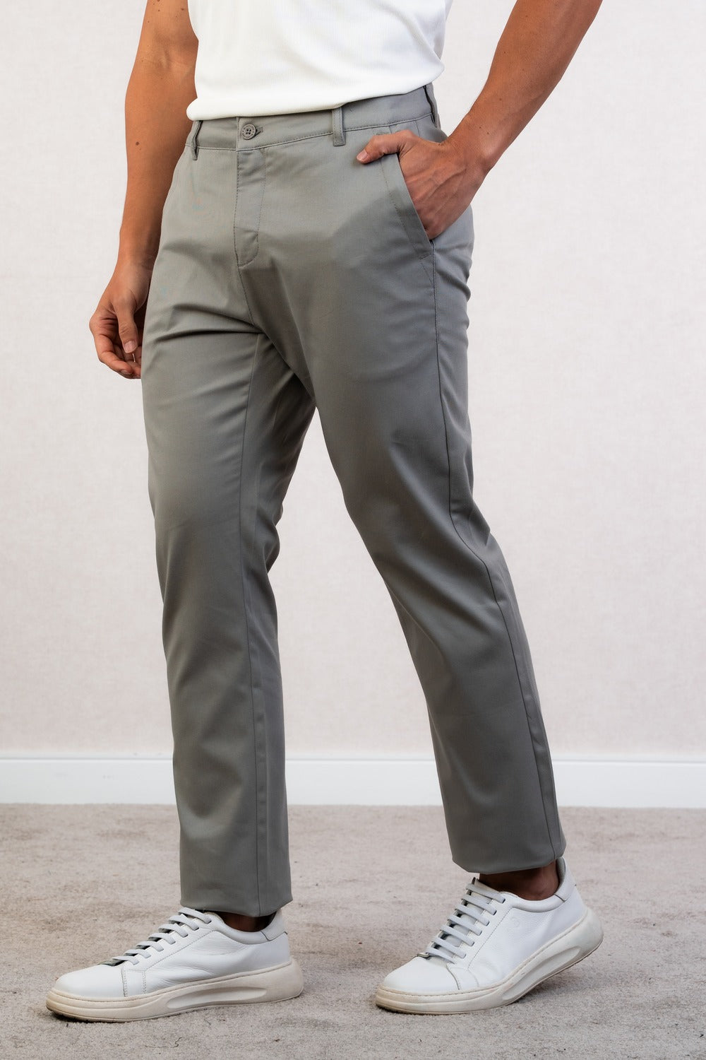 CALÇA CHINO COM ELASTANO