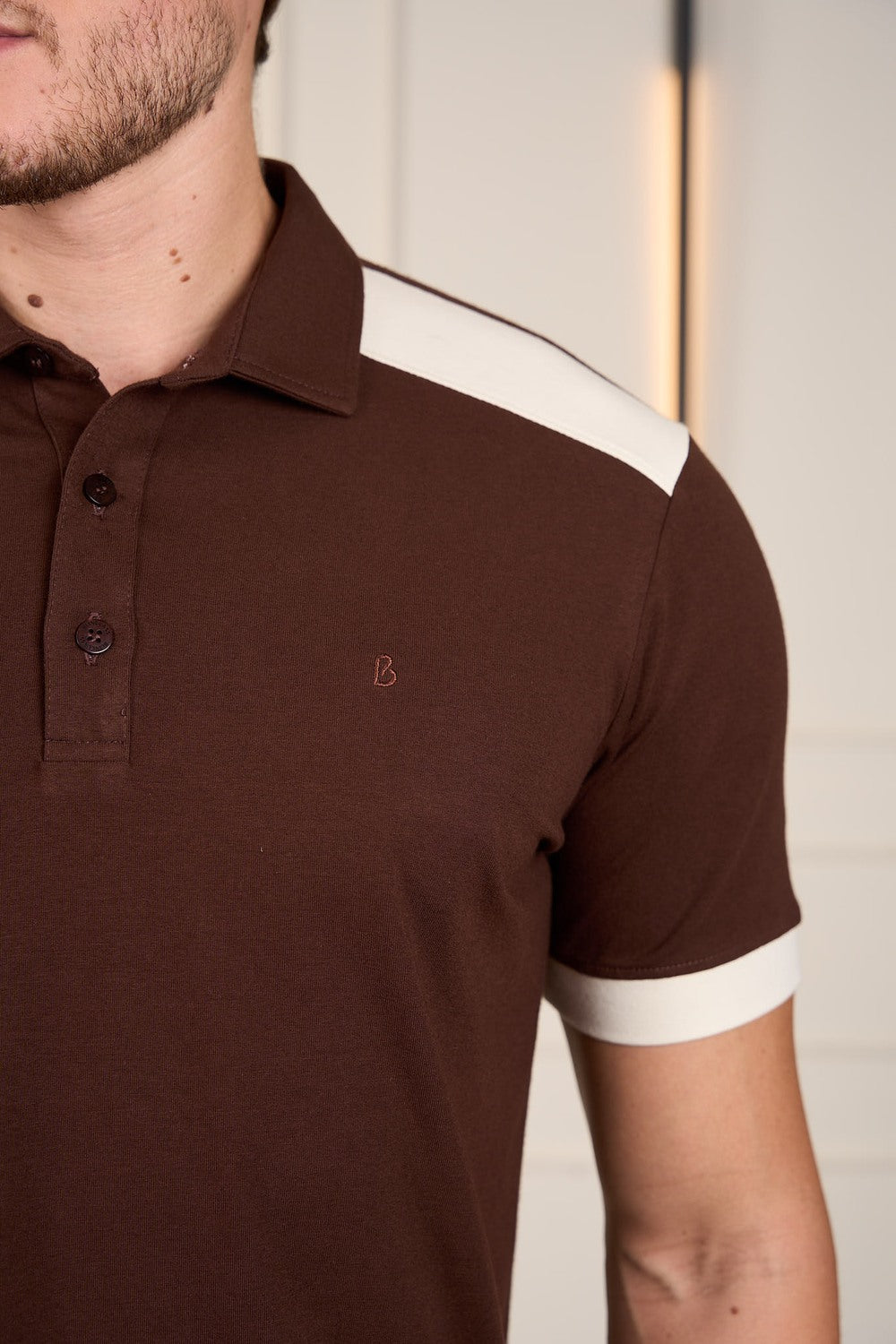 POLO COM ELASTANO E RECORTE-7701099