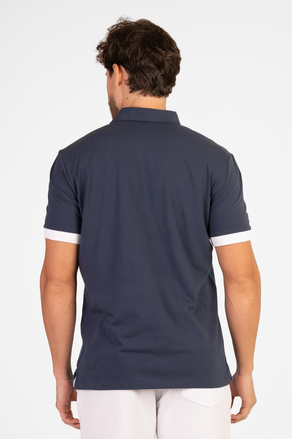 POLO EM COTTON COM RECORTE