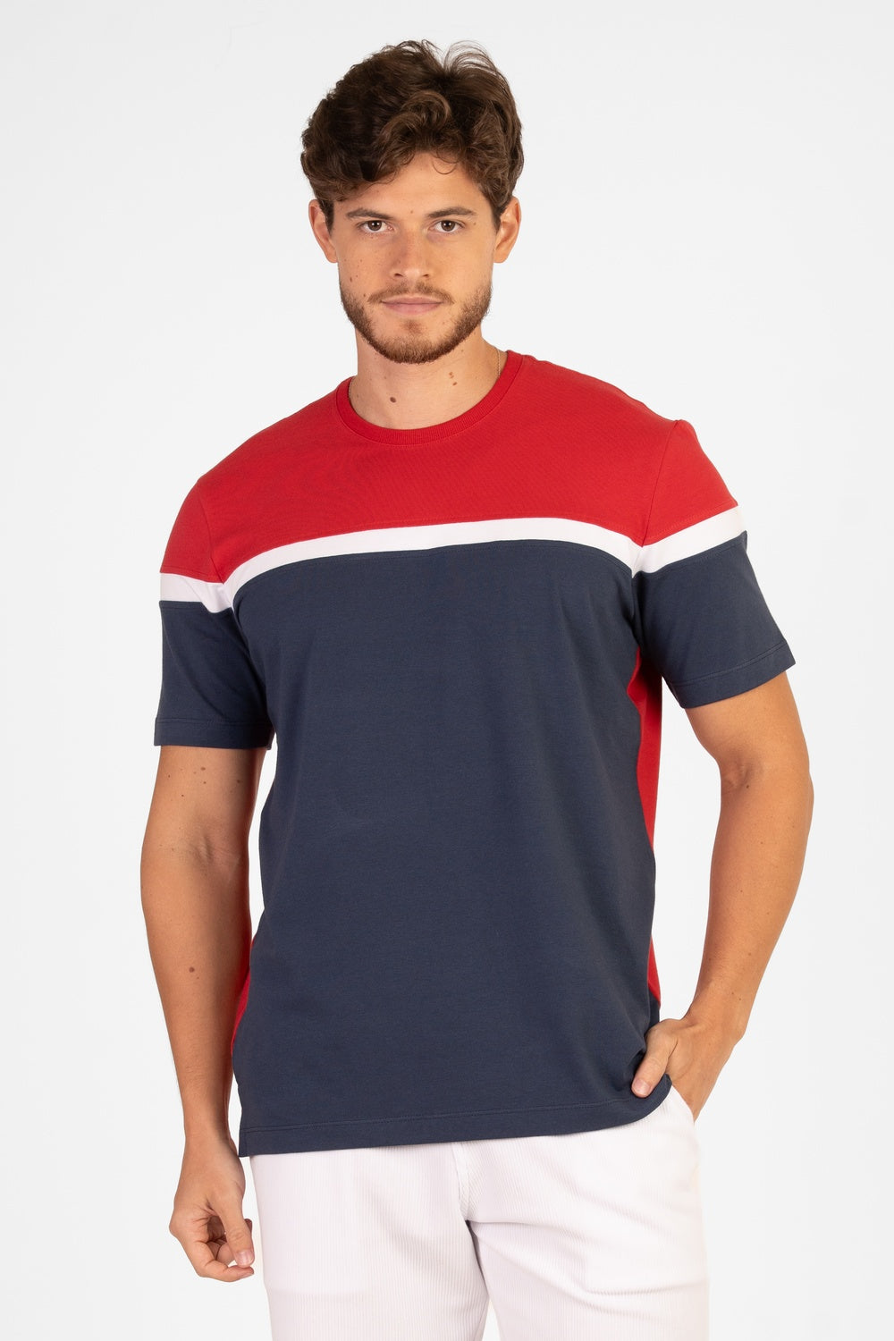 CAMISETA TRICOLOR EM COTTON COM RECORTE