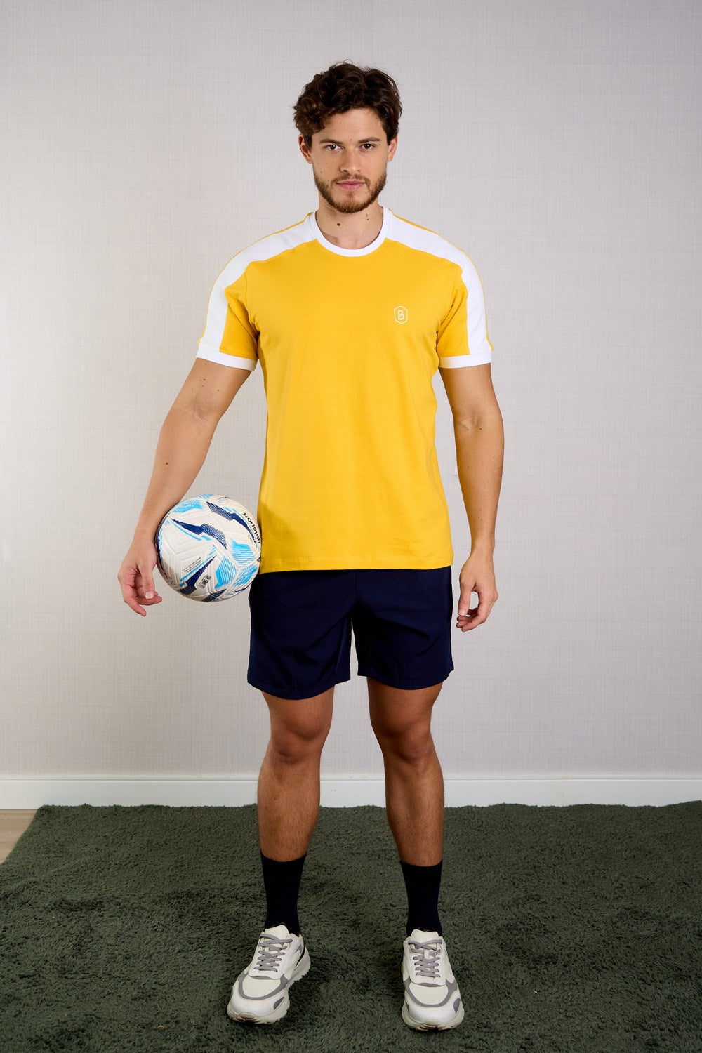 CAMISETA EM COTTON COM RECORTE-2301816
